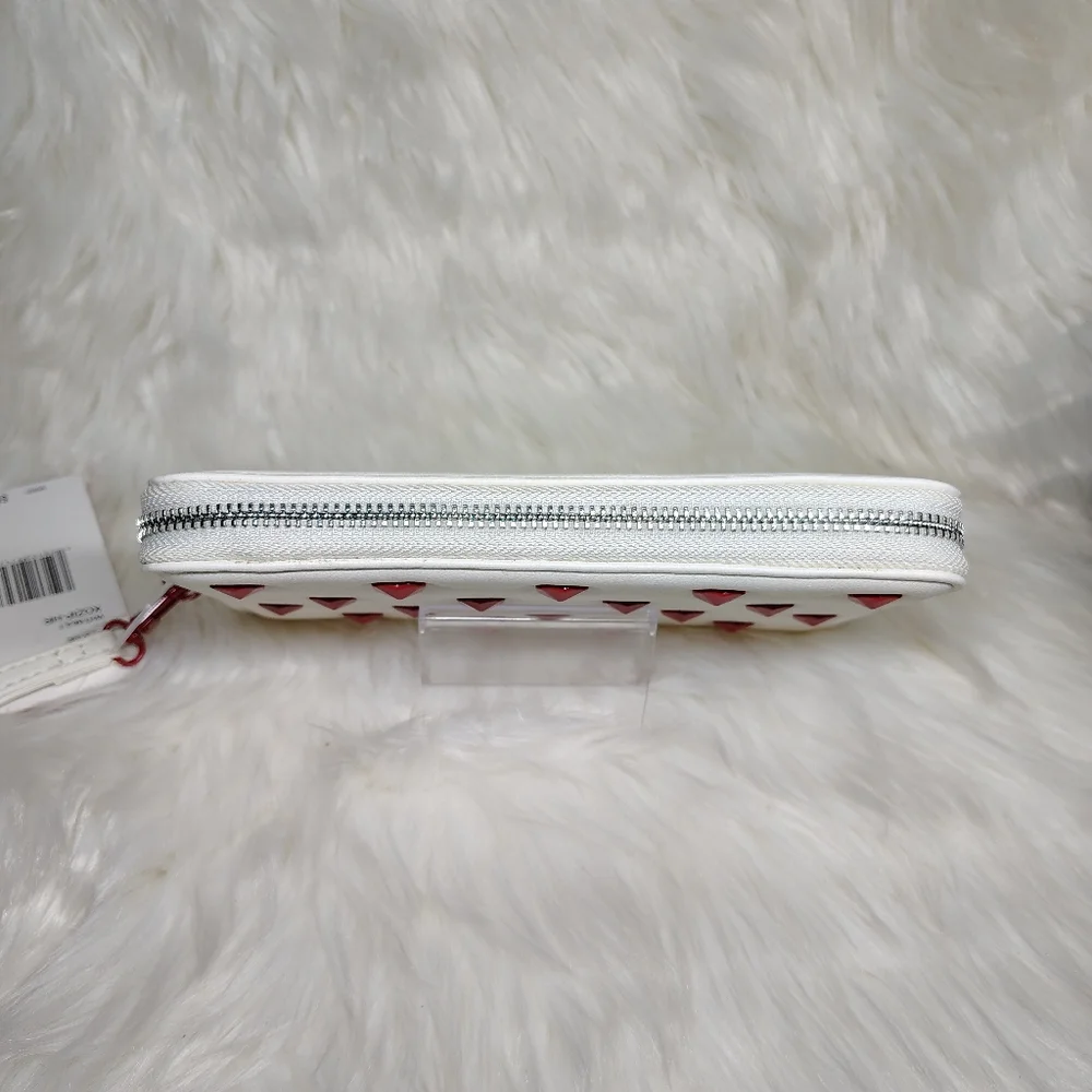 Betsey Johnson Heart Valentine Zip Around Wristlet Wallet - Picture 5 of 15